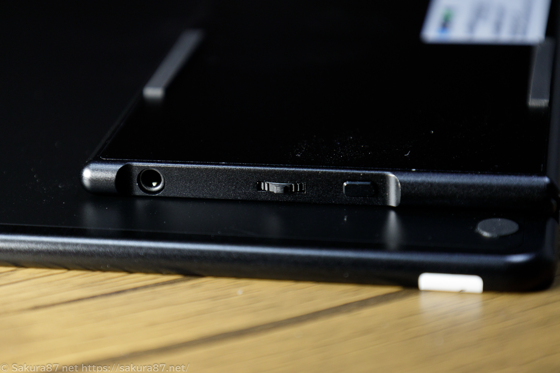 【開封未使用】モバイルタッチモニター EWEI LQG-156PW 開封未使用】モバイルタッチモニター EWEI LQG-156PW 開封未使用